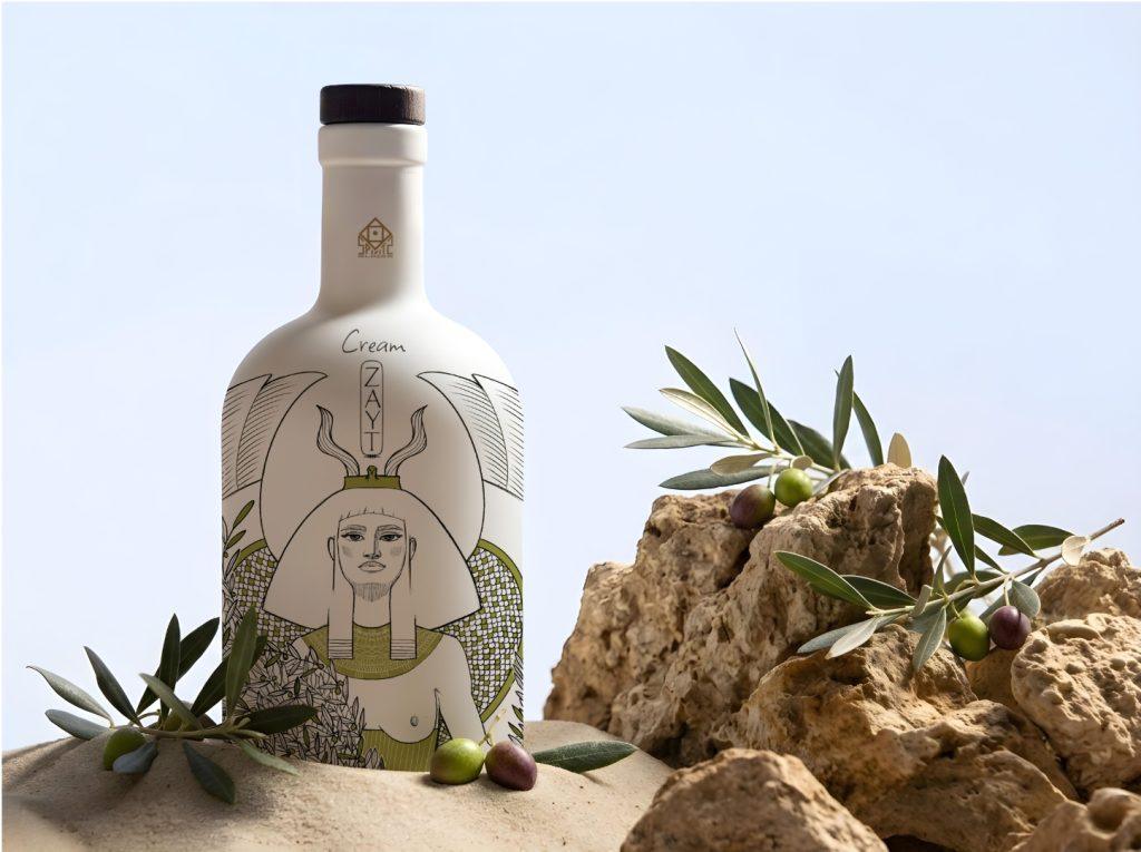 Velvet cream liqueur artistic illustrated design